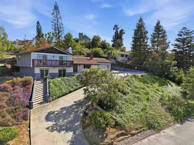 1045 Cima Dr, San Marcos, CA 92078