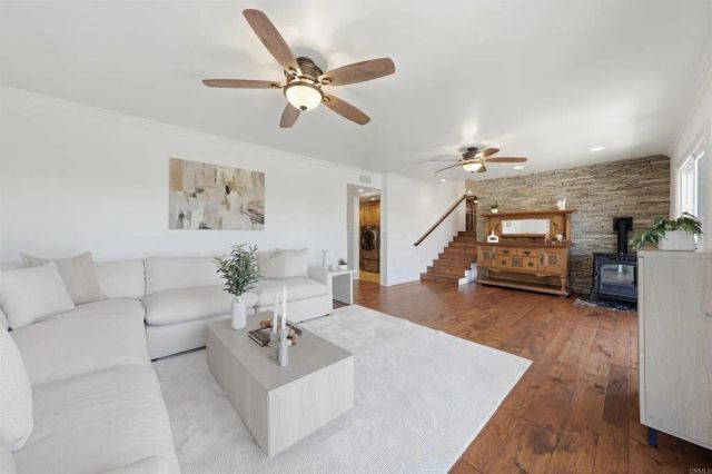 1045 Cima Dr, San Marcos, CA 92078