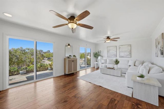 1045 Cima Dr, San Marcos, CA 92078