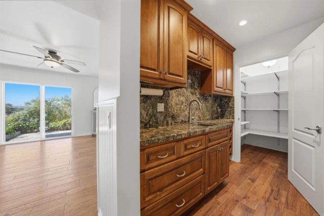 1045 Cima Dr, San Marcos, CA 92078