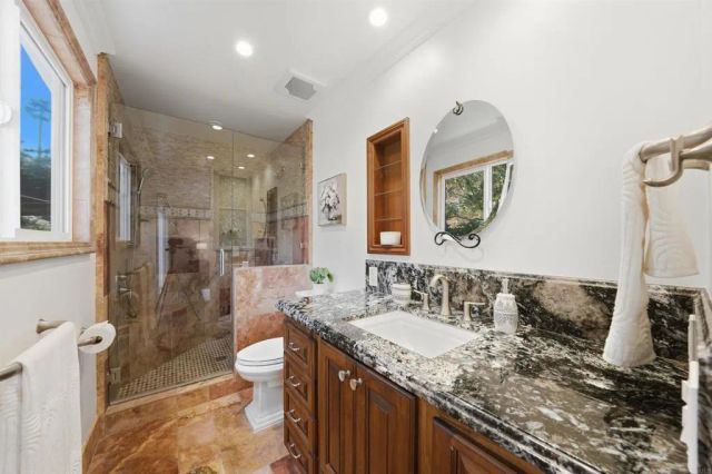 1045 Cima Dr, San Marcos, CA 92078