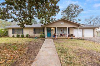 2510 Wychelm Dr, Kilgore, TX 75662