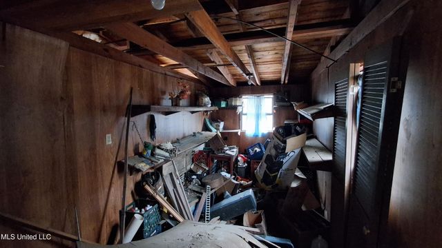 877 S Red Banks Road, Holly Springs, MS 38635