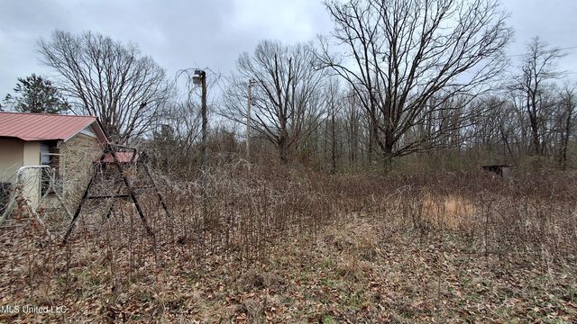 877 S Red Banks Road, Holly Springs, MS 38635