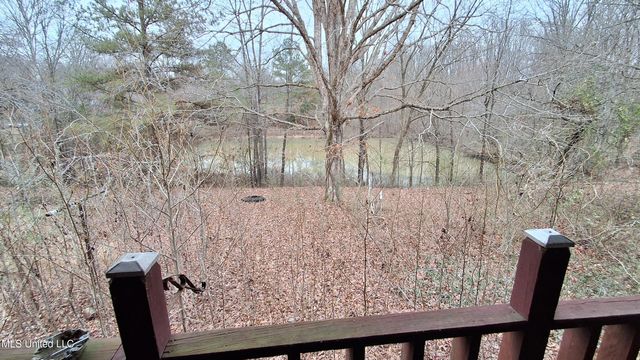 877 S Red Banks Road, Holly Springs, MS 38635