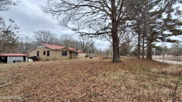 877 S Red Banks Road, Holly Springs, MS 38635