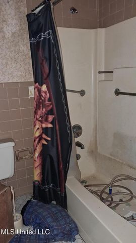 877 S Red Banks Road, Holly Springs, MS 38635