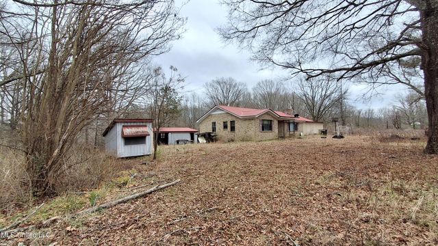 877 S Red Banks Road, Holly Springs, MS 38635