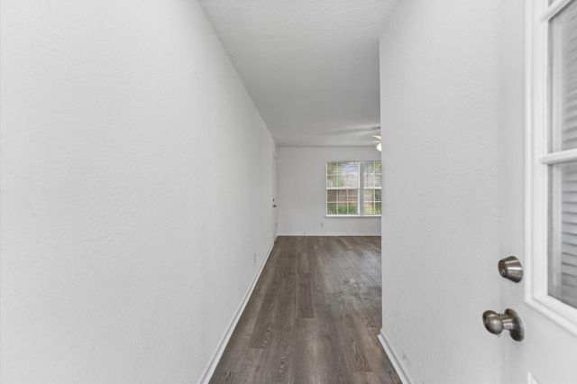 2617 Kingsdale Drive, Deer Park, TX 77536