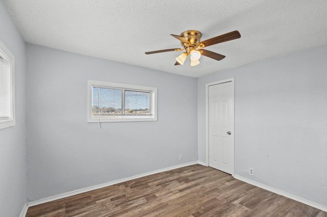 228 Orange Street, La Marque, TX 77568