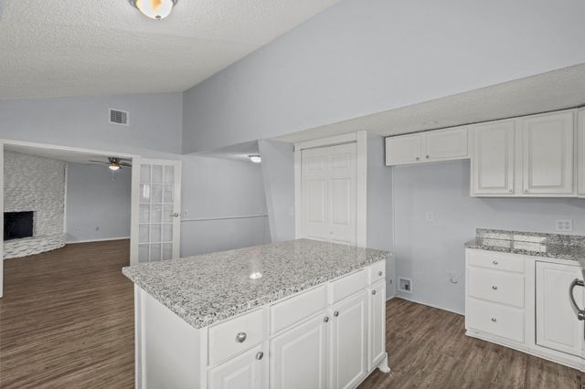 228 Orange Street, La Marque, TX 77568