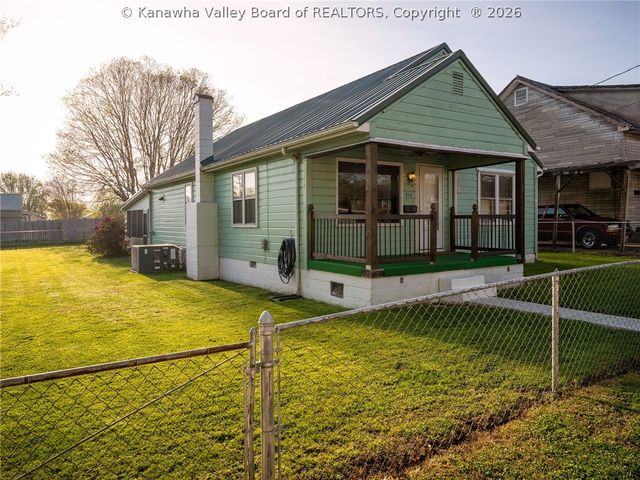 416 Park Street, St Albans, WV 25177