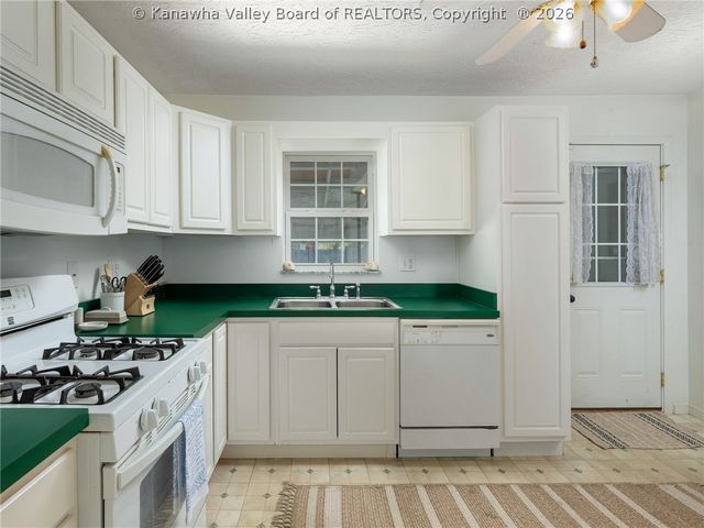 416 Park Street, St Albans, WV 25177
