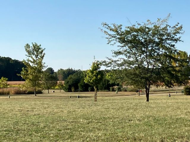 2808 N Brickhouses Road, Urbana, IL 61802