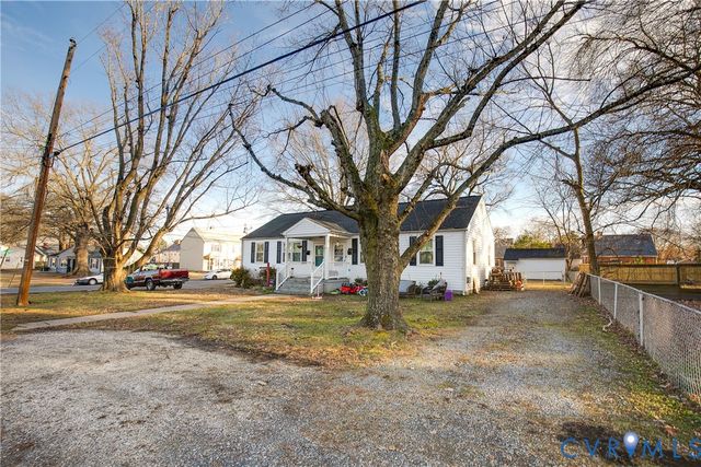 2901 Lincoln Ave, Henrico, VA 23228