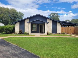 3744 County Road 949 B, Alvin, TX 77511