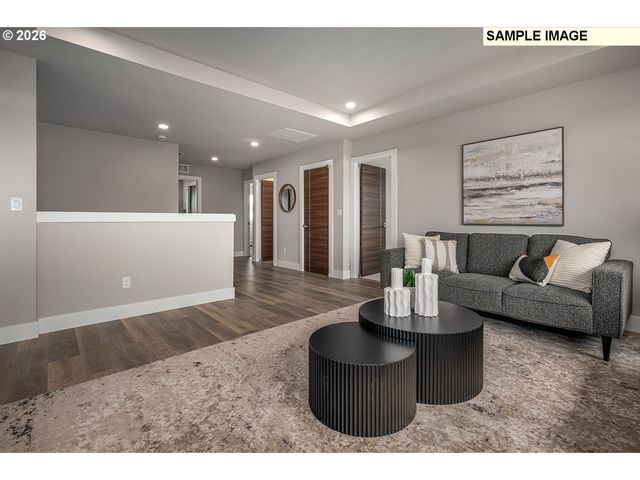 7035 Sw ALDER St, Wilsonville, OR 97070