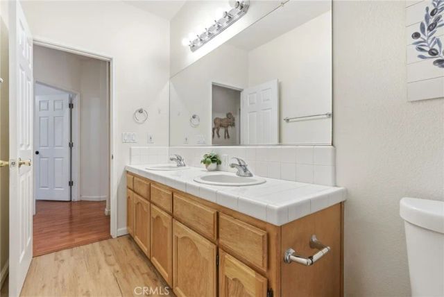 535 Mallard, Lemoore, CA 93245