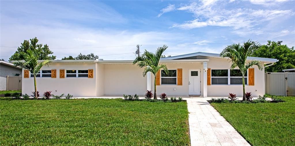 4515 19TH AVENUE W, Bradenton, FL 34209