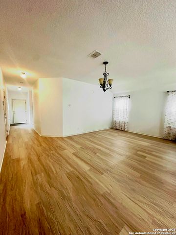 5430 Bright, San Antonio, TX 78240