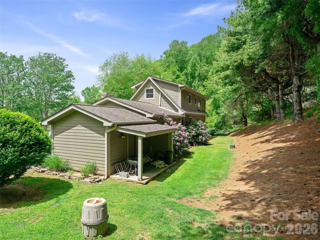 210 Shepard Way, Burnsville, NC 28714