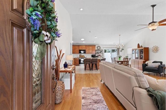 2494 Burning Tree Ln., Little River, SC 29566