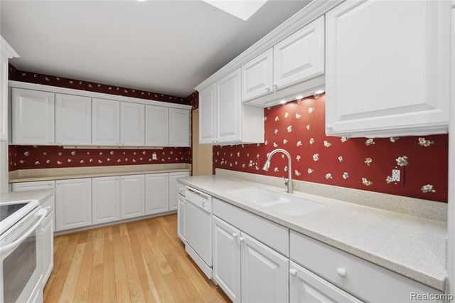 30633 Melisa Court, Chesterfield, MI 48051