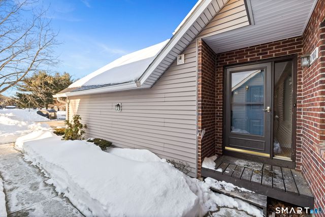 2702 Mill Pond Drive 2702, South Windsor, CT 06074