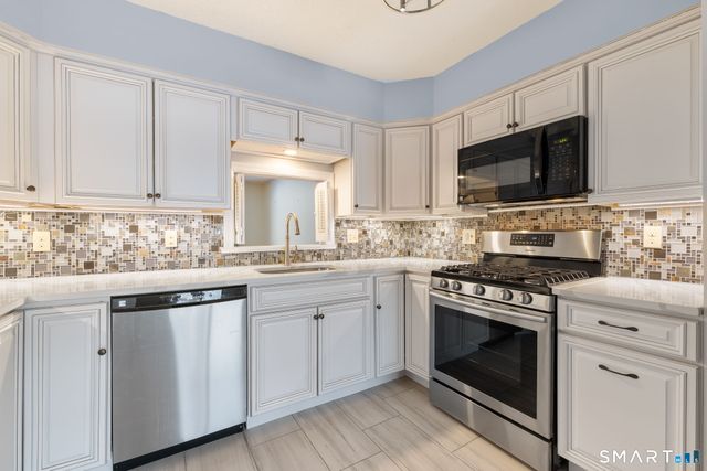 2702 Mill Pond Drive 2702, South Windsor, CT 06074