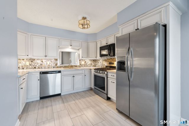 2702 Mill Pond Drive 2702, South Windsor, CT 06074