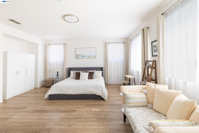 228 W Heritage, Mountain House, CA 95391