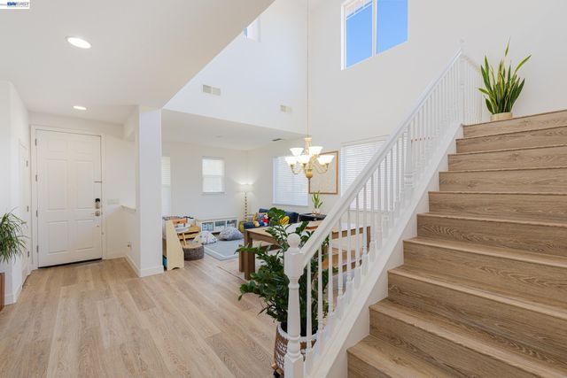 228 W Heritage, Mountain House, CA 95391