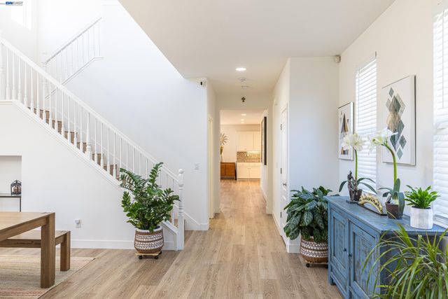 228 W Heritage, Mountain House, CA 95391