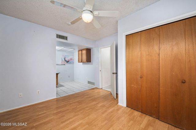 2000 N Heatherbrae Circle, Tucson, AZ 85715