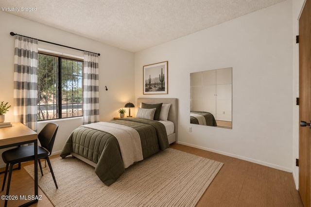 2000 N Heatherbrae Circle, Tucson, AZ 85715
