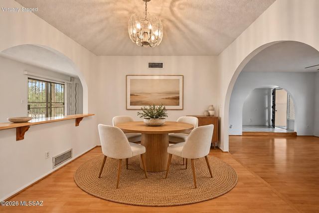 2000 N Heatherbrae Circle, Tucson, AZ 85715