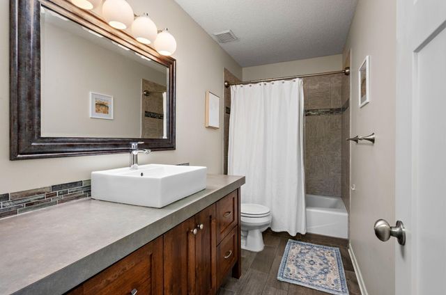 815 Ludwig Avenue N, Champlin, MN 55316