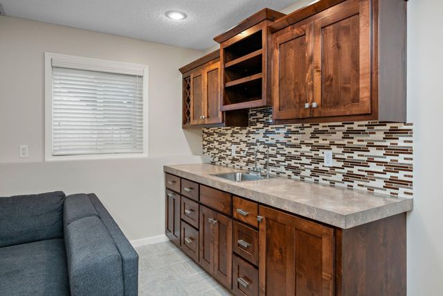 815 Ludwig Avenue N, Champlin, MN 55316