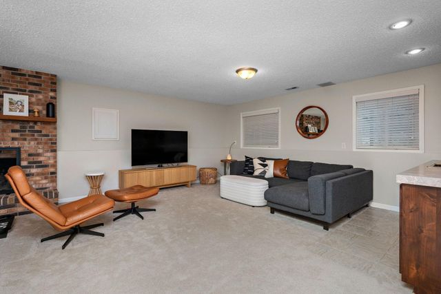 815 Ludwig Avenue N, Champlin, MN 55316