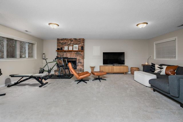 815 Ludwig Avenue N, Champlin, MN 55316