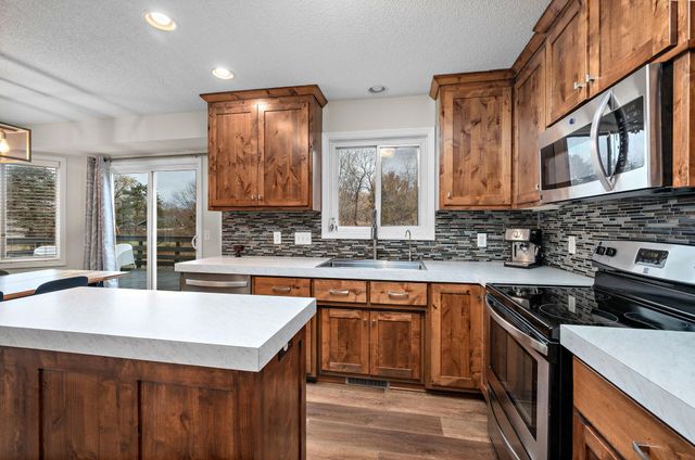 815 Ludwig Avenue N, Champlin, MN 55316