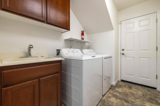 481 Keys Ct, Tracy, CA 95377