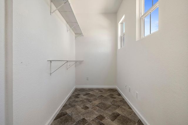 481 Keys Ct, Tracy, CA 95377