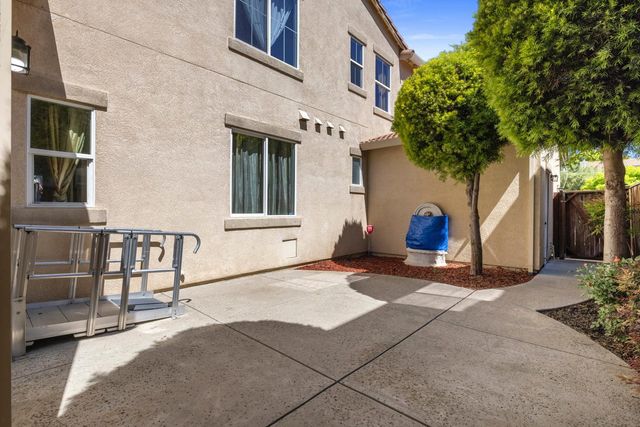 481 Keys Ct, Tracy, CA 95377