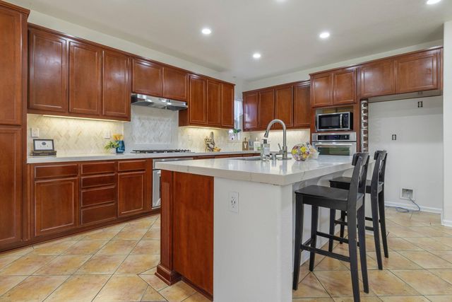 481 Keys Ct, Tracy, CA 95377