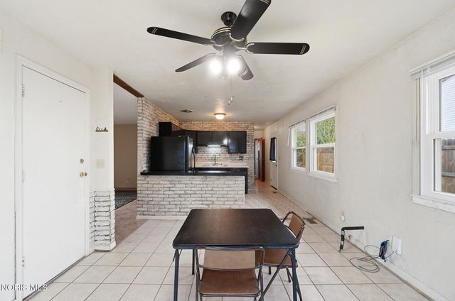 5661 Jackman Road, Toledo, OH 43613