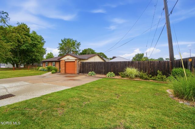 5661 Jackman Road, Toledo, OH 43613