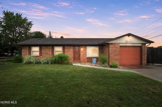 5661 Jackman Road, Toledo, OH 43613
