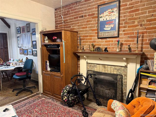 449 N Corona Street, Denver, CO 80218