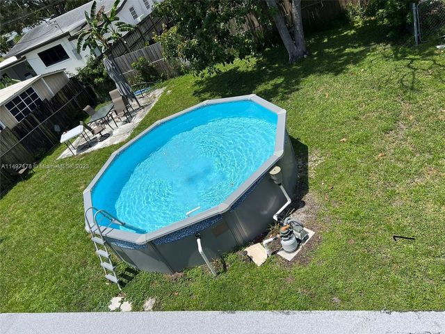 210 N 72nd Ave, Hollywood, FL 33024